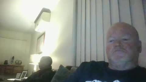 Snapshot of black_n_white4 chatting on 2, 3, 2025 black_n_white4 online show from 2, 3, 2025