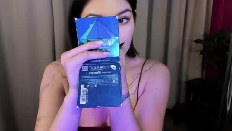 Mon Mon online show from 5, 3, 2025