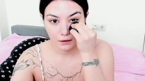 Mon Mon online show from 18, 4, 2026