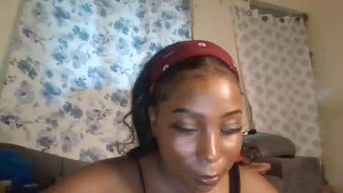 Snapshot of black_umbre chatting on 3, 5, 2026 Dee online show from 3, 5, 2026