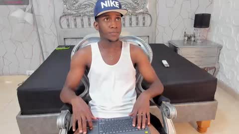 Snapshot of blackbiecock chatting on 25, 2, 2025 blackbiecock online show from 25, 2, 2025