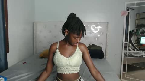 Snapshot of blackmelaninqueen chatting on 30, 9, 2025 Cleo online show from 30, 9, 2025