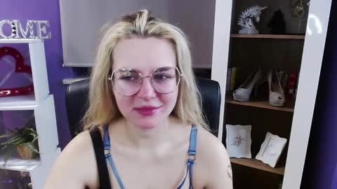 Z O E Y online show from 16, 2, 2026