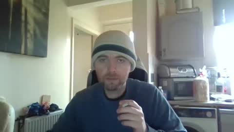 Snapshot of blackvswhite2022 chatting on 19, 2, 2025 blackvswhite2022 online show from 19, 2, 2025