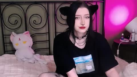Snapshot of blacky_tea chatting on 17, 10, 2025 blacky_tea online show from 17, 10, 2025