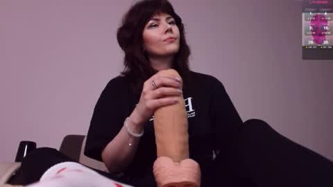 Britney online show from 12, 11, 2025