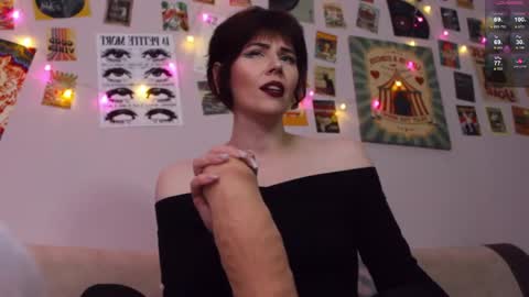 Britney online show from 18, 4, 2026