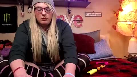 Snapshot of blakelytgirl chatting on 26, 2, 2025 Blakely Morningstar online show from 26, 2, 2025