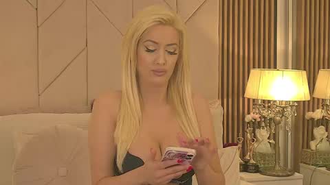 Snapshot of blanchesummer chatting on 2, 5, 2026 Blanche online show from 2, 5, 2026