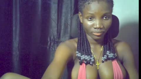 Snapshot of blaq_melanin chatting on 19, 7, 2026 nikky00 online show from 19, 7, 2026