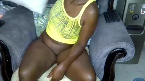 blaqgirl_ online show from 13, 4, 2026