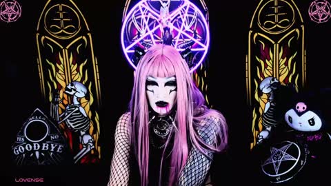 Snapshot of blasphemiangxrl chatting on 10, 12, 2024 online show from 10, 12, 2024