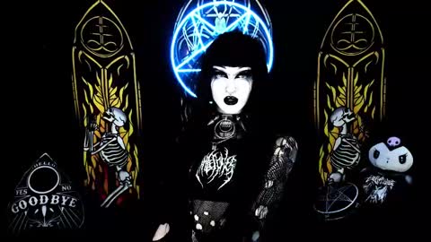 Snapshot of blasphemiangxrl chatting on 14, 2, 2025 online show from 14, 2, 2025