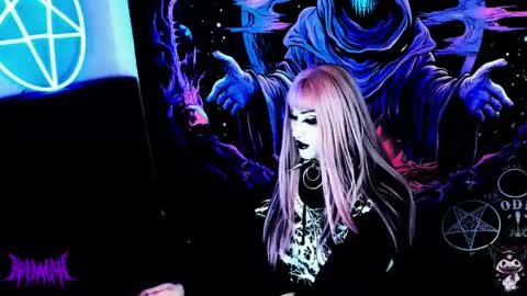 Snapshot of blasphemiangxrl chatting on 8, 3, 2025 online show from 8, 3, 2025