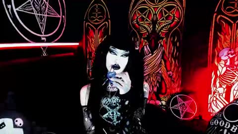 Snapshot of blasphemiangxrl chatting on 9, 9, 2025 online show from 9, 9, 2025