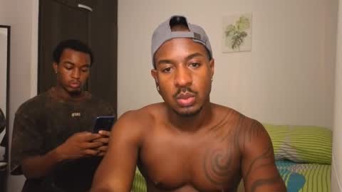 Snapshot of blckexperience chatting on 22, 11, 2025 Danny - online show from 22, 11, 2025