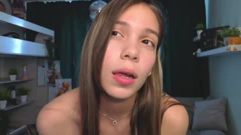 Mia online show from 19, 5, 2026