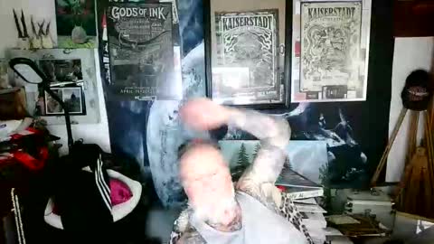 blindsurfer780299 online show from 2, 12, 2025