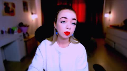 Snapshot of blinkofeyes chatting on 13, 9, 2025 Nicole online show from 13, 9, 2025