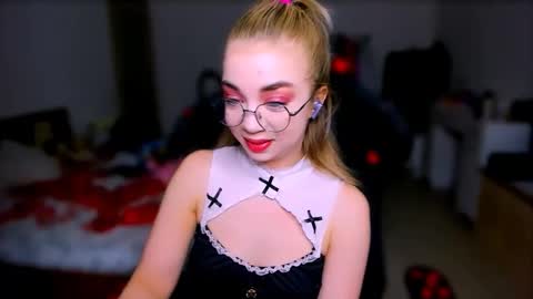 Snapshot of blinkofeyess chatting on 11, 3, 2026 Nicole online show from 11, 3, 2026