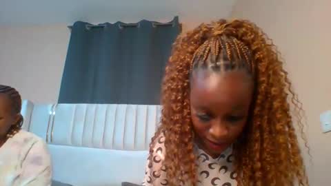 Snapshot of bliss_diva chatting on 3, 10, 2025 Bliss diva online show from 3, 10, 2025
