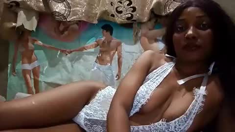 Lola online show from 25, 11, 2025