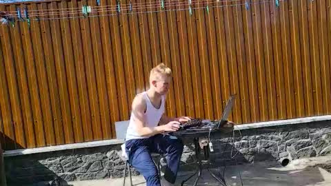 Snapshot of blond_boy69 chatting on 28, 3, 2026 blond_boy69 online show from 28, 3, 2026