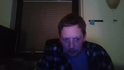 Snapshot of blonde32m chatting on 8, 1, 2025 blonde32m online show from 8, 1, 2025