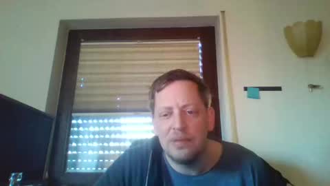 Snapshot of blonde32m chatting on 1, 2, 2025 blonde32m online show from 1, 2, 2025