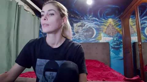 blonde4pasion online show from 2, 3, 2025