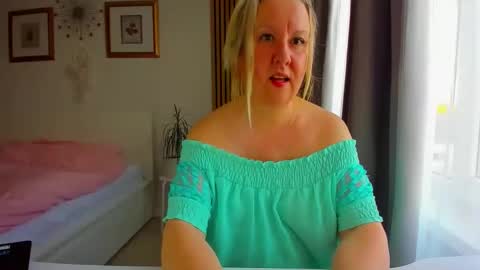 Nicole online show from 1, 4, 2026