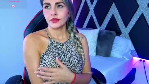 alejandra online show from 6, 10, 2025