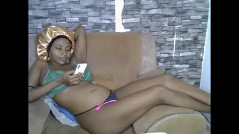 blonde_creamy online show from 19, 5, 2026