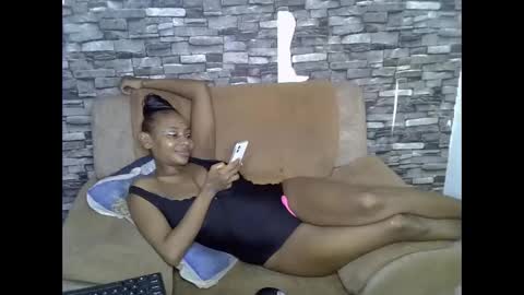 blonde_creamy online show from 30, 5, 2026