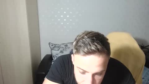 Snapshot of blondeagle chatting on 11, 12, 2024 Mr Blond online show from 11, 12, 2024