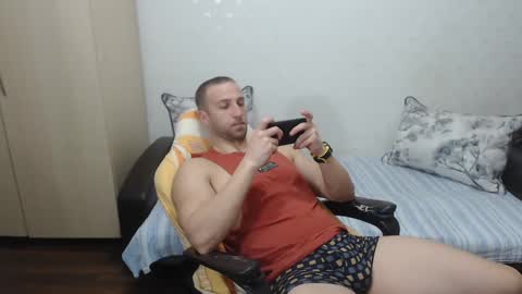 Snapshot of blondeagle chatting on 3, 2, 2025 Mr Blond online show from 3, 2, 2025