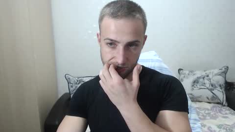 Snapshot of blondeagle chatting on 19, 2, 2025 Mr Blond online show from 19, 2, 2025