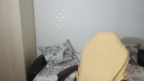 Snapshot of blondeagle chatting on 21, 2, 2025 Mr Blond online show from 21, 2, 2025