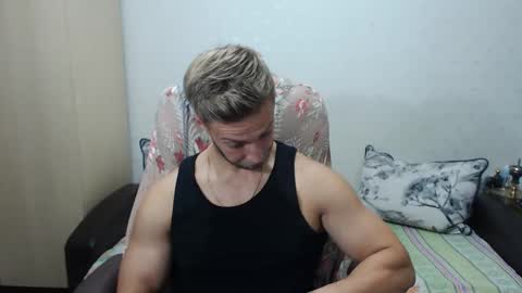 Snapshot of blondeagle chatting on 15, 10, 2025 Mr Blond online show from 15, 10, 2025