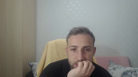 Snapshot of blondeagle chatting on 1, 4, 2026 Mr Blond online show from 1, 4, 2026