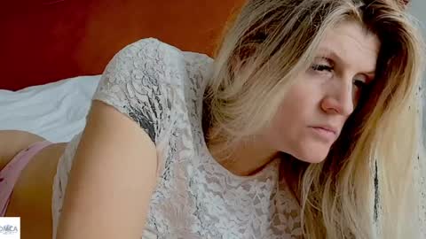 Snapshot of blondechristine99 chatting on 9, 5, 2026 blondechristine99 online show from 9, 5, 2026