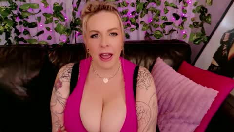 Snapshot of blondejj chatting on 19, 1, 2026 JJ online show from 19, 1, 2026