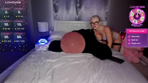 Snapshot of blondeprincess7 chatting on 2, 6, 2026 Blondeprincess online show from 2, 6, 2026