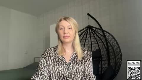 blondie_xoxoxo online show from 23, 4, 2026