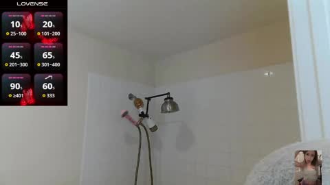 Snapshot of blondiebubblebooty chatting on 12, 5, 2026 Bubbles online show from 12, 5, 2026