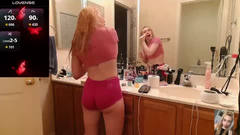 Snapshot of blondiebubblebooty chatting on 29, 5, 2026 Bubbles online show from 29, 5, 2026