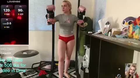 Snapshot of blondiebubblebooty chatting on 15, 6, 2026 Bubbles online show from 15, 6, 2026