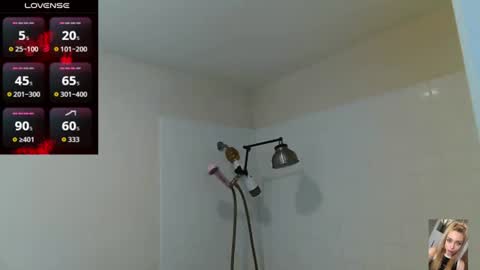 Snapshot of blondiebubblebooty chatting on 11, 7, 2026 Bubbles online show from 11, 7, 2026