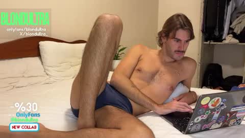 Snapshot of blondultra chatting on 22, 5, 2026 blondultra online show from 22, 5, 2026