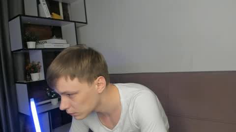 Snapshot of blondvibe chatting on 10, 5, 2026 Alik online show from 10, 5, 2026